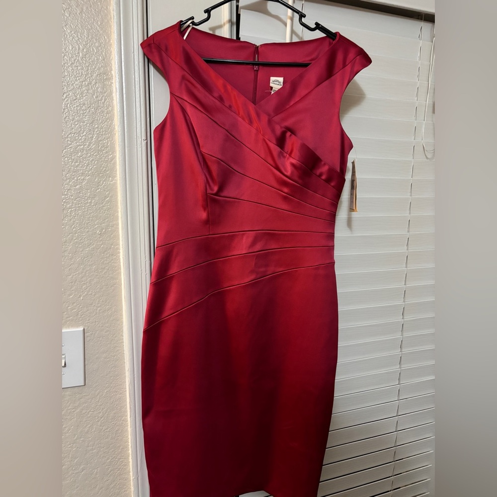 NWT Sangria Dress Size 6
